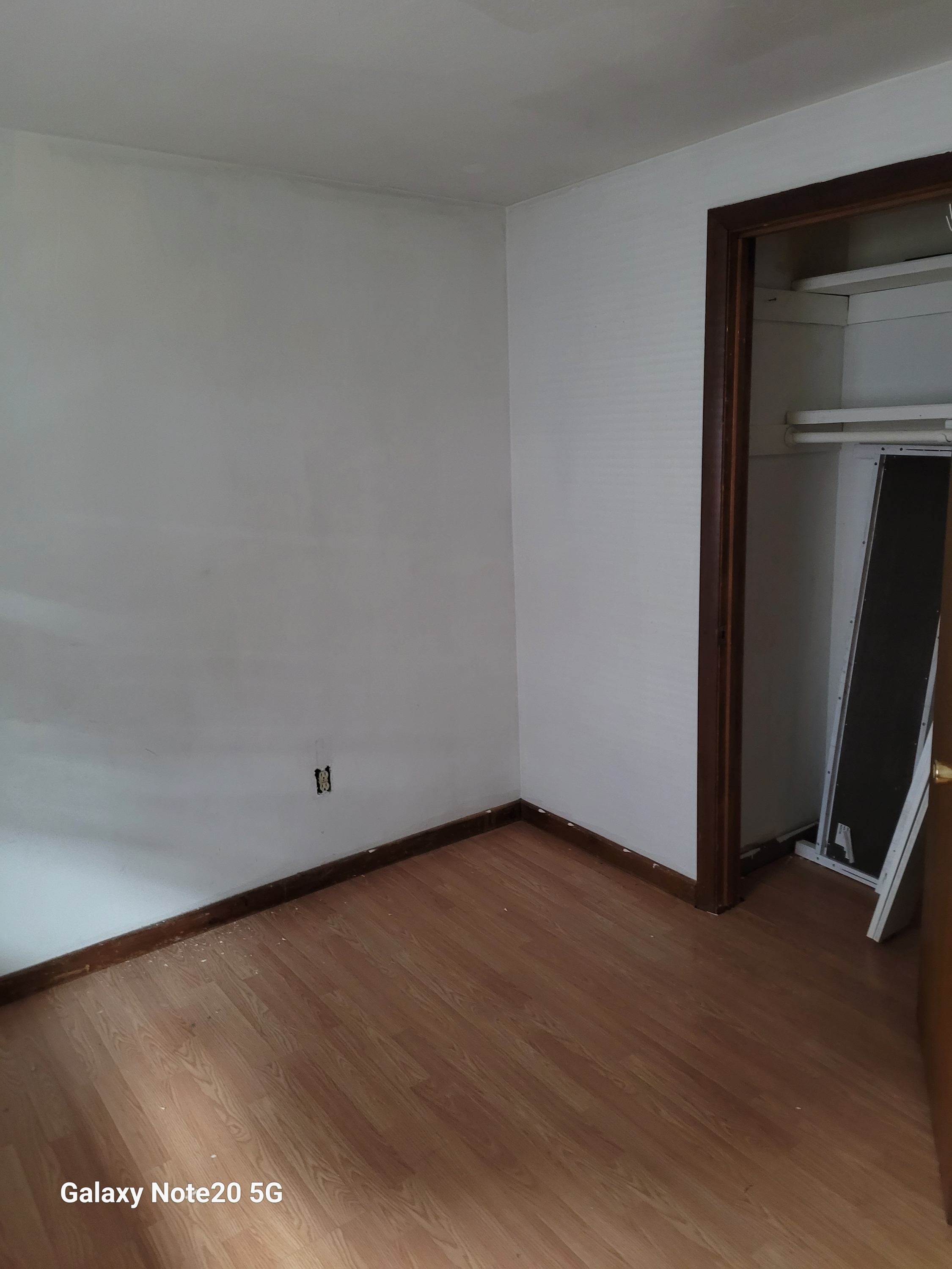 231 Mechanic St. Apt 1F/1L